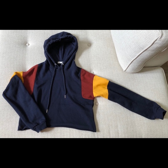 🔺GARAGE CROP TOP HOODIE SIZE SMALL🔺 - Picture 2 of 5